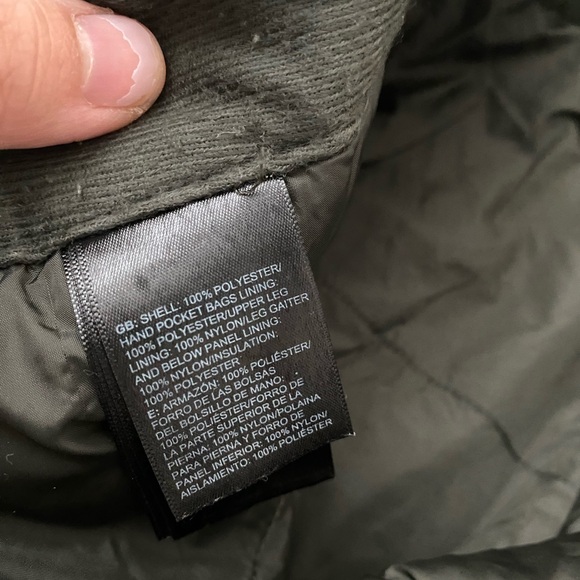 Women’s Northface Gray Camo Snowpants - Picture 8 of 11